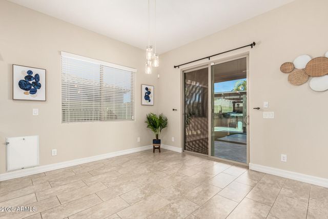 3888 E CHESTNUT Lane, Gilbert, AZ 85298