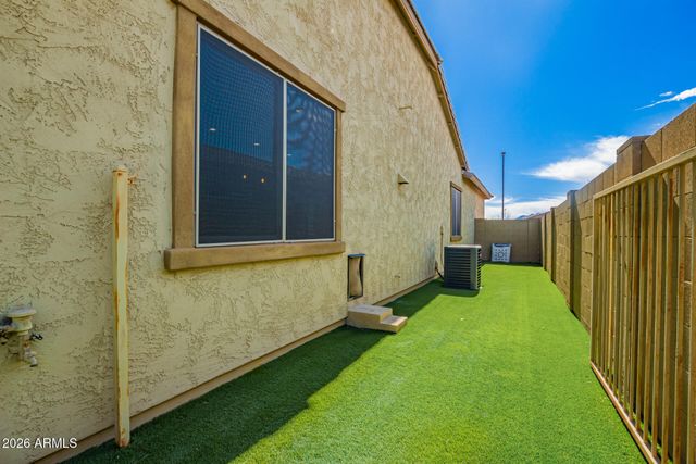 3888 E CHESTNUT Lane, Gilbert, AZ 85298