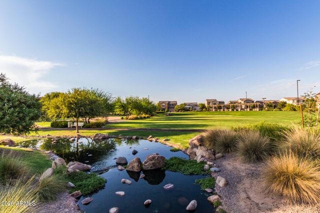 3888 E CHESTNUT Lane, Gilbert, AZ 85298