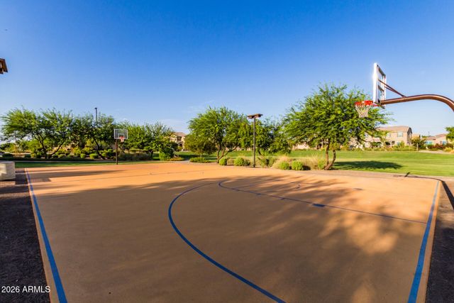 3888 E CHESTNUT Lane, Gilbert, AZ 85298