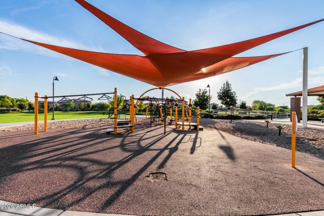 3888 E CHESTNUT Lane, Gilbert, AZ 85298