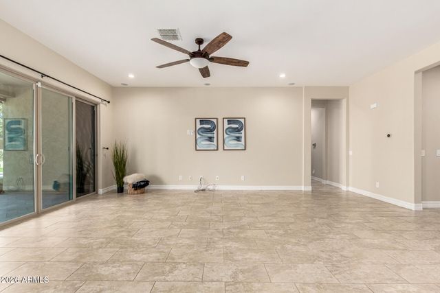 3888 E CHESTNUT Lane, Gilbert, AZ 85298