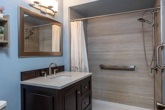 N6629 HARRISON ROAD, Hilbert, WI 54129