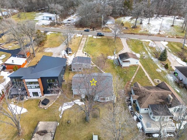 N6629 HARRISON ROAD, Hilbert, WI 54129