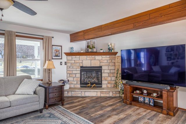 N6629 HARRISON ROAD, Hilbert, WI 54129