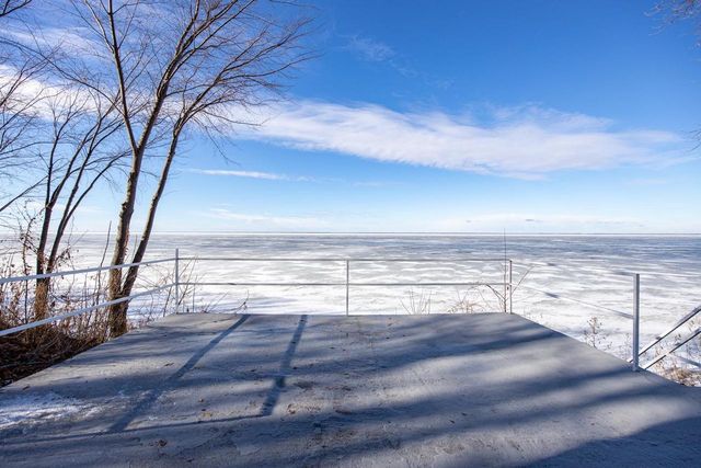 N6629 HARRISON ROAD, Hilbert, WI 54129