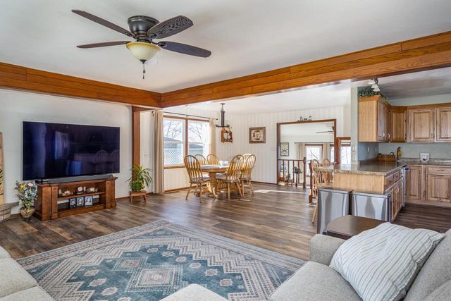 N6629 HARRISON ROAD, Hilbert, WI 54129