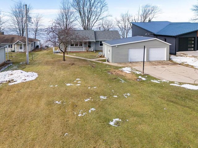 N6629 HARRISON ROAD, Hilbert, WI 54129