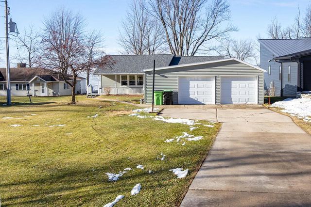 N6629 HARRISON ROAD, Hilbert, WI 54129
