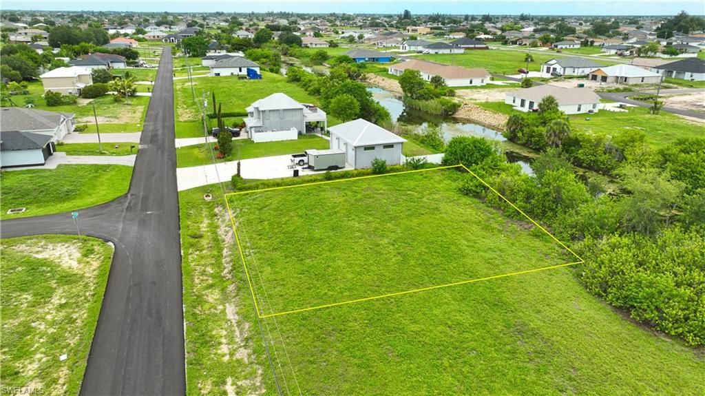 1025 NE 15th TER, CAPE CORAL, FL 33909 — photo 2