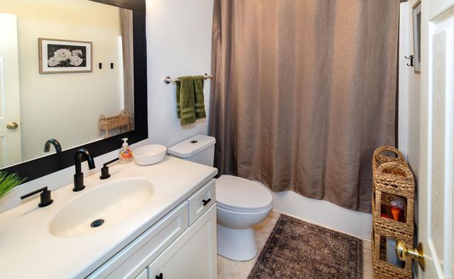 2530 Beaumont Drive, Evansville, IN 47725