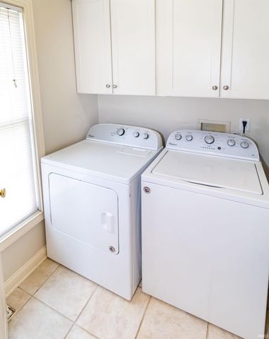 2530 Beaumont Drive, Evansville, IN 47725