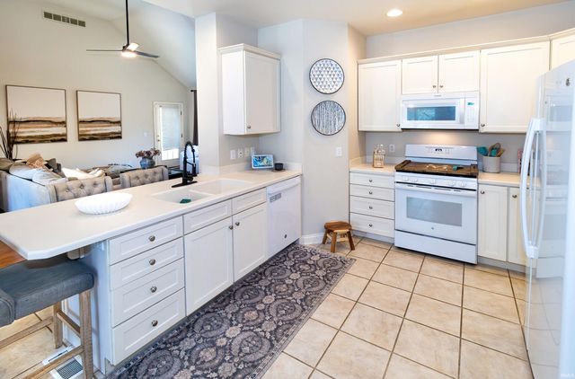 2530 Beaumont Drive, Evansville, IN 47725