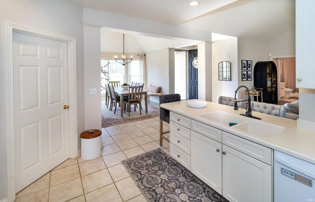 2530 Beaumont Drive, Evansville, IN 47725