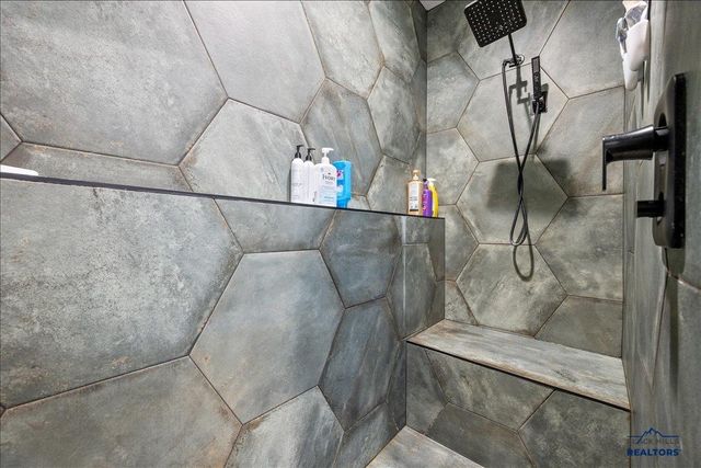 5170 AIRPORT RD, Spearfish, SD 57783