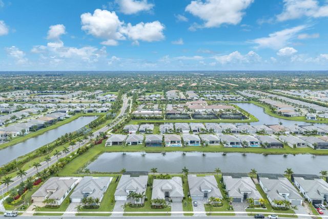 11340 Frosted Pine Manor, Boynton Beach, FL 33473