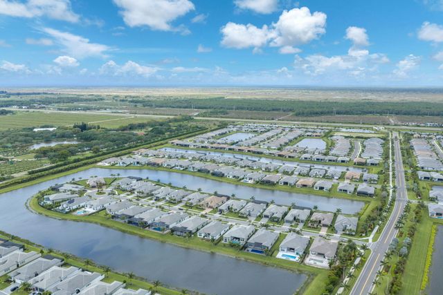 11340 Frosted Pine Manor, Boynton Beach, FL 33473