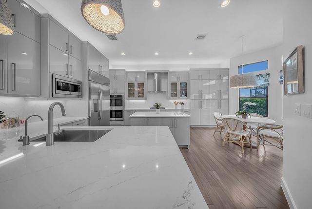 11340 Frosted Pine Manor, Boynton Beach, FL 33473