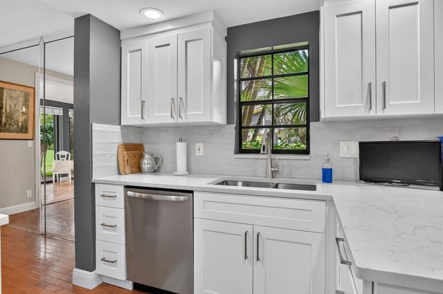 7913 La Mirada Drive, Boca Raton, FL 33433