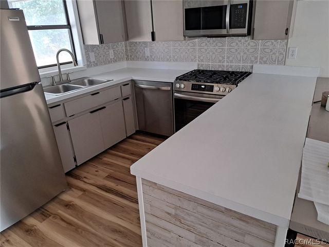 671 N Croft Avenue, Inverness, FL 34453