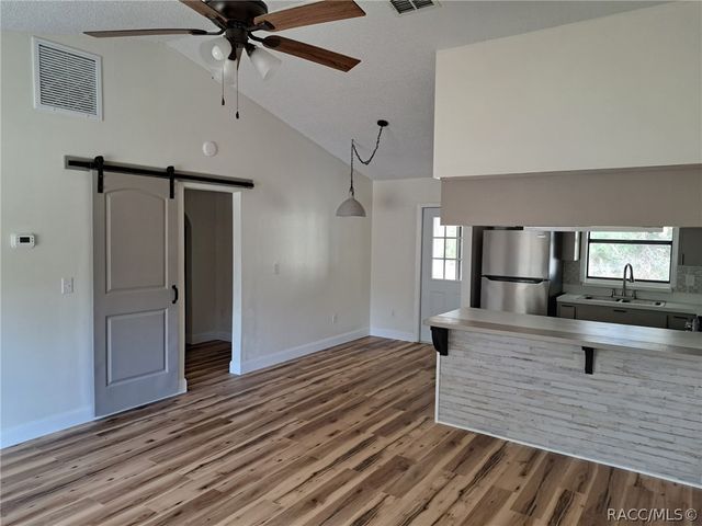 671 N Croft Avenue, Inverness, FL 34453