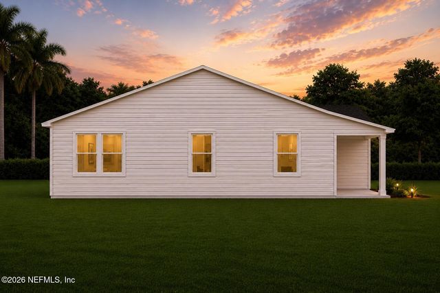 201 VILLAGE Drive, Welaka, FL 32193