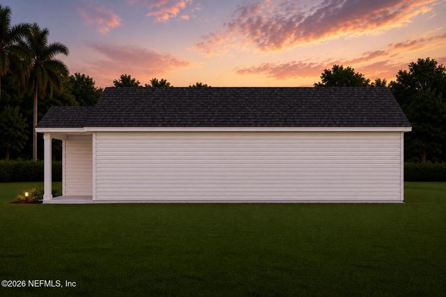 201 VILLAGE Drive, Welaka, FL 32193