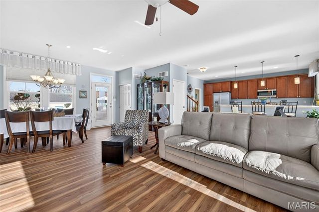 3525 Tarn Street, St Charles, MO 63301