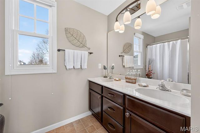 3525 Tarn Street, St Charles, MO 63301