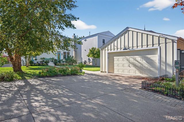 3525 Tarn Street, St Charles, MO 63301