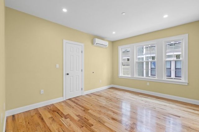 29 Fessenden 2, Boston, MA 02126