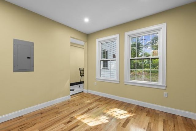 29 Fessenden 2, Boston, MA 02126