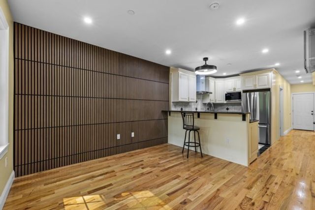 29 Fessenden 2, Boston, MA 02126