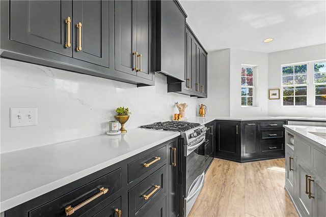 1210 W Sumac Street, Rogers, AR 72756