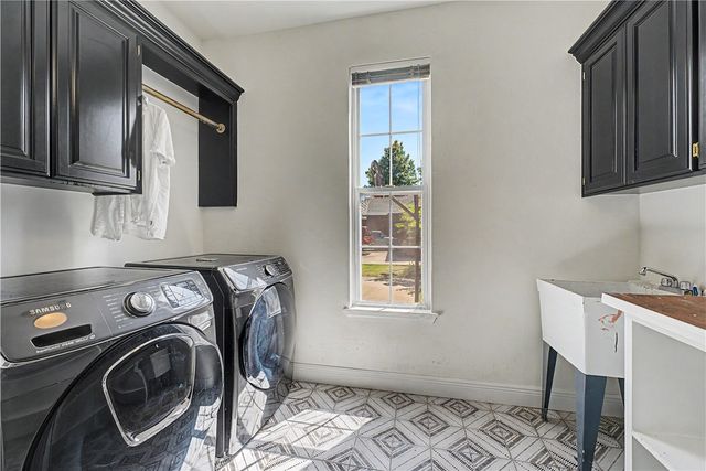 1210 W Sumac Street, Rogers, AR 72756