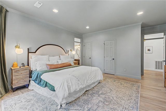 1210 W Sumac Street, Rogers, AR 72756