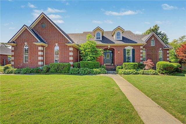 1210 W Sumac Street, Rogers, AR 72756