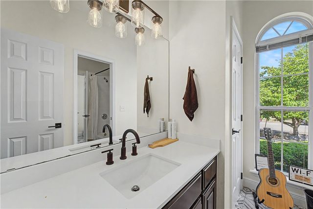 1210 W Sumac Street, Rogers, AR 72756