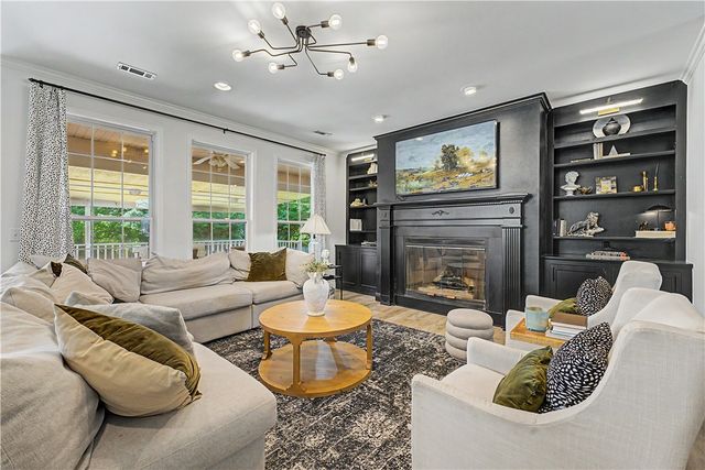 1210 W Sumac Street, Rogers, AR 72756