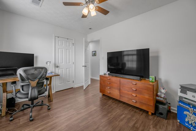 2708 Mountain Laurel Circle, Lexington, KY 40511