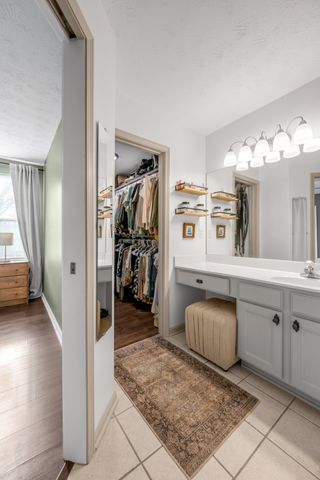 2708 Mountain Laurel Circle, Lexington, KY 40511