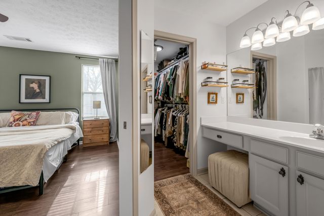 2708 Mountain Laurel Circle, Lexington, KY 40511