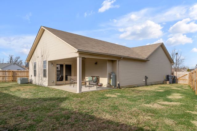 2708 Mountain Laurel Circle, Lexington, KY 40511