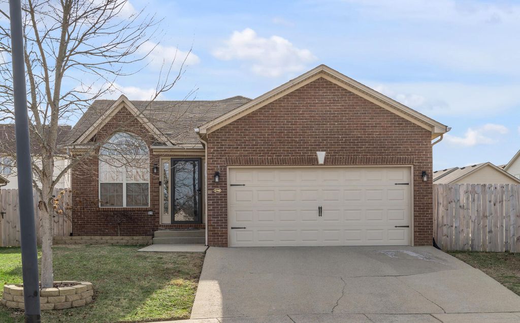 2708 Mountain Laurel Circle, Lexington, KY 40511