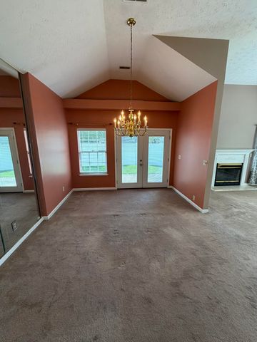1073 Hampshire Place Place, Florence, KY 41042