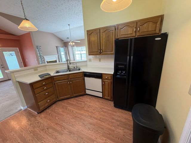 1073 Hampshire Place Place, Florence, KY 41042