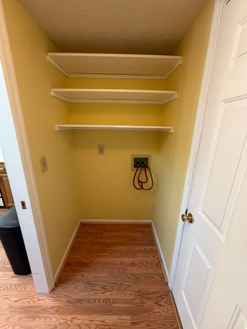 1073 Hampshire Place Place, Florence, KY 41042