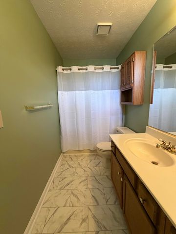1073 Hampshire Place Place, Florence, KY 41042