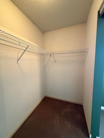 1073 Hampshire Place Place, Florence, KY 41042
