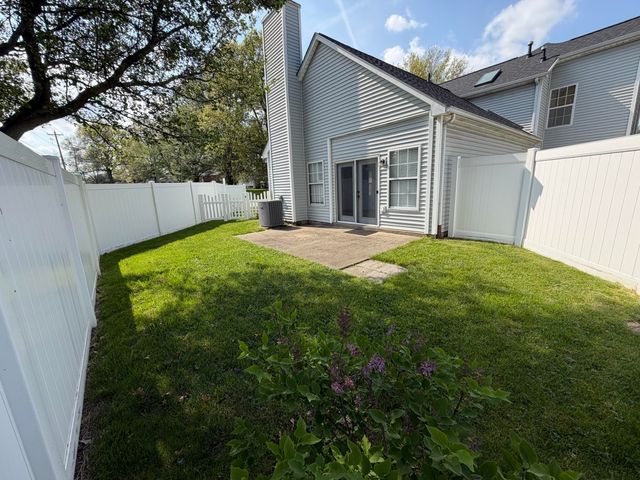 1073 Hampshire Place Place, Florence, KY 41042